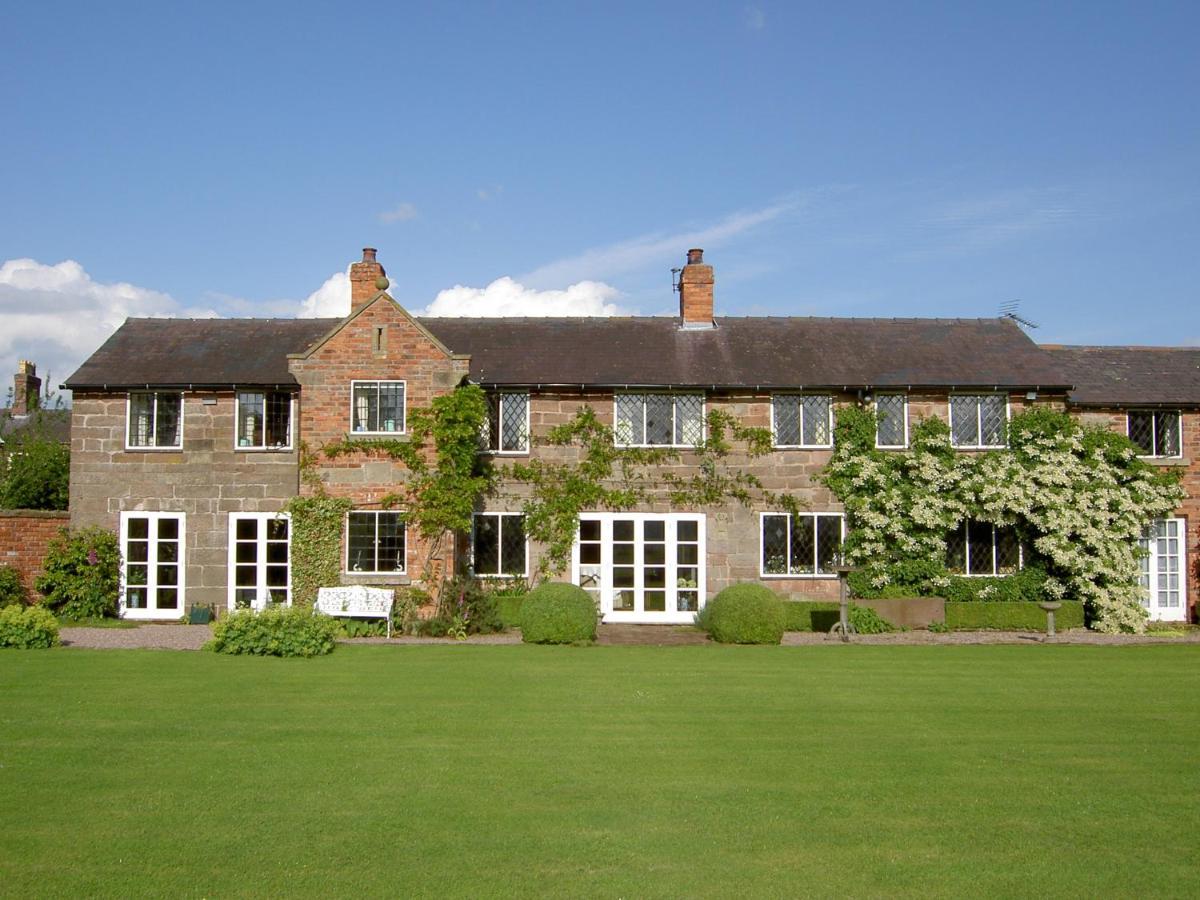 Manor Farm Egerton Bed and Breakfast Malpas  Eksteriør billede